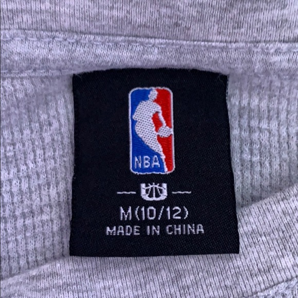NBA long sleeve - Picture 2 of 2